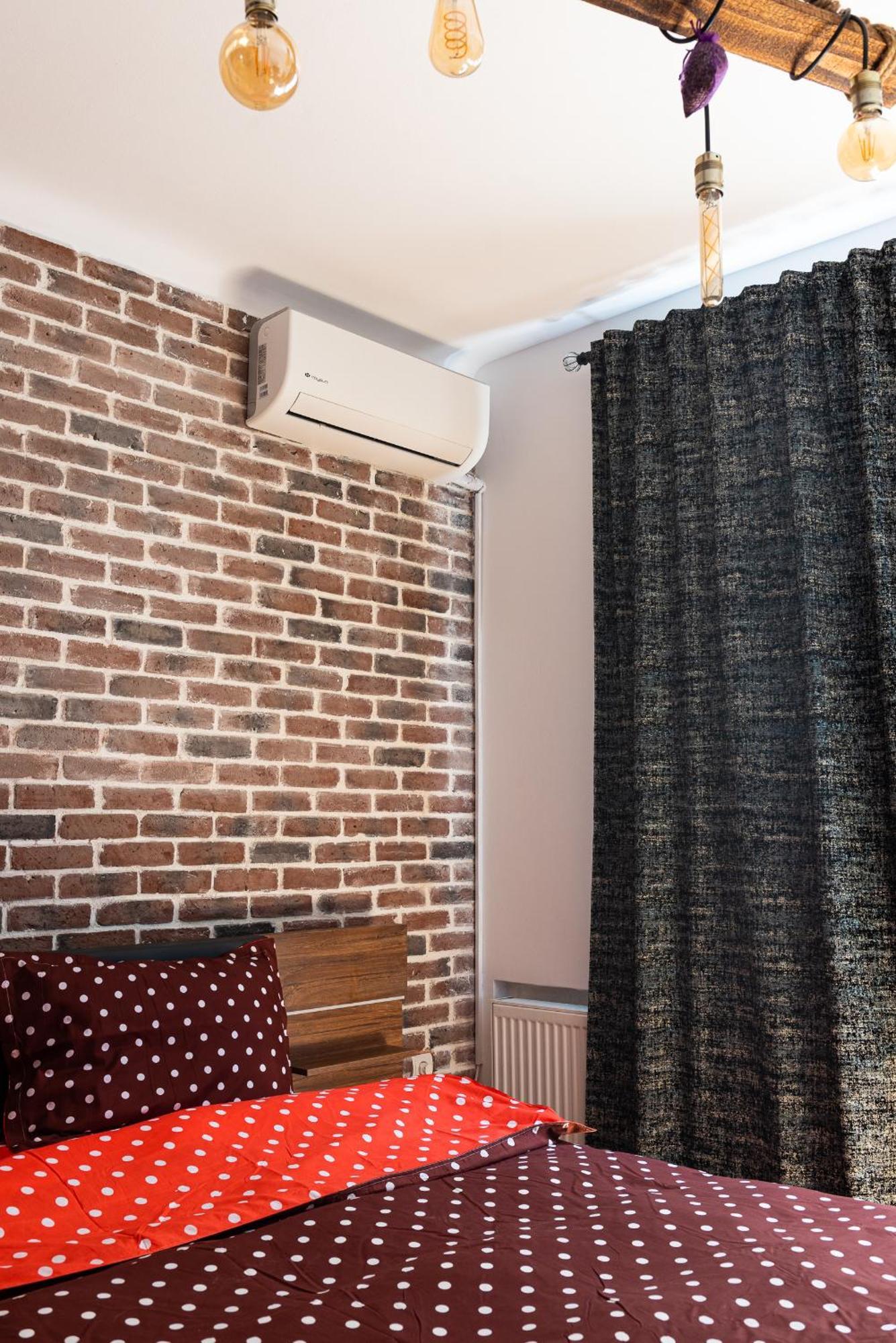 Heart Of Downtown 3 Rooms Apartment Self Check In 부쿠레슈티 외부 사진