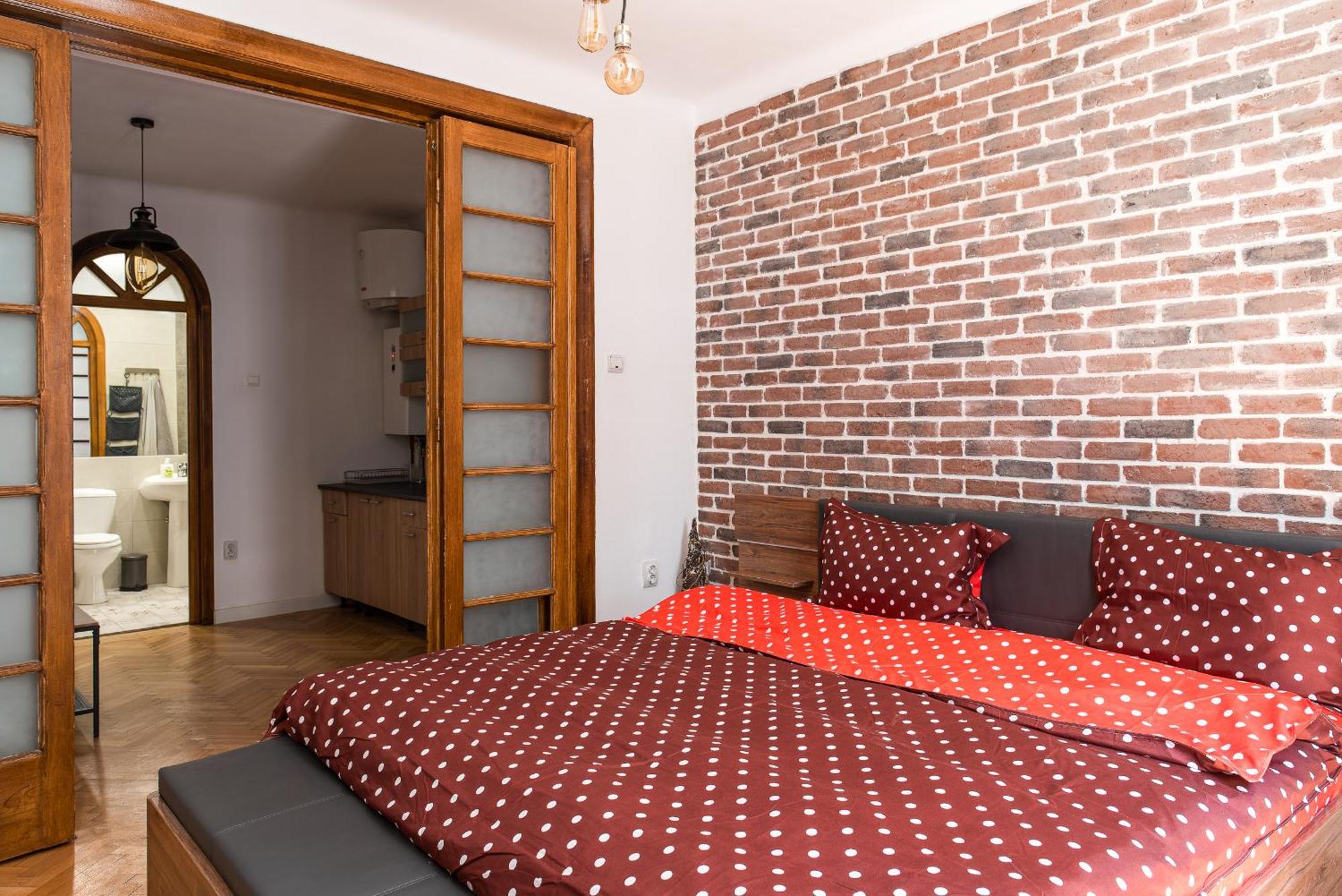 Heart Of Downtown 3 Rooms Apartment Self Check In 부쿠레슈티 외부 사진